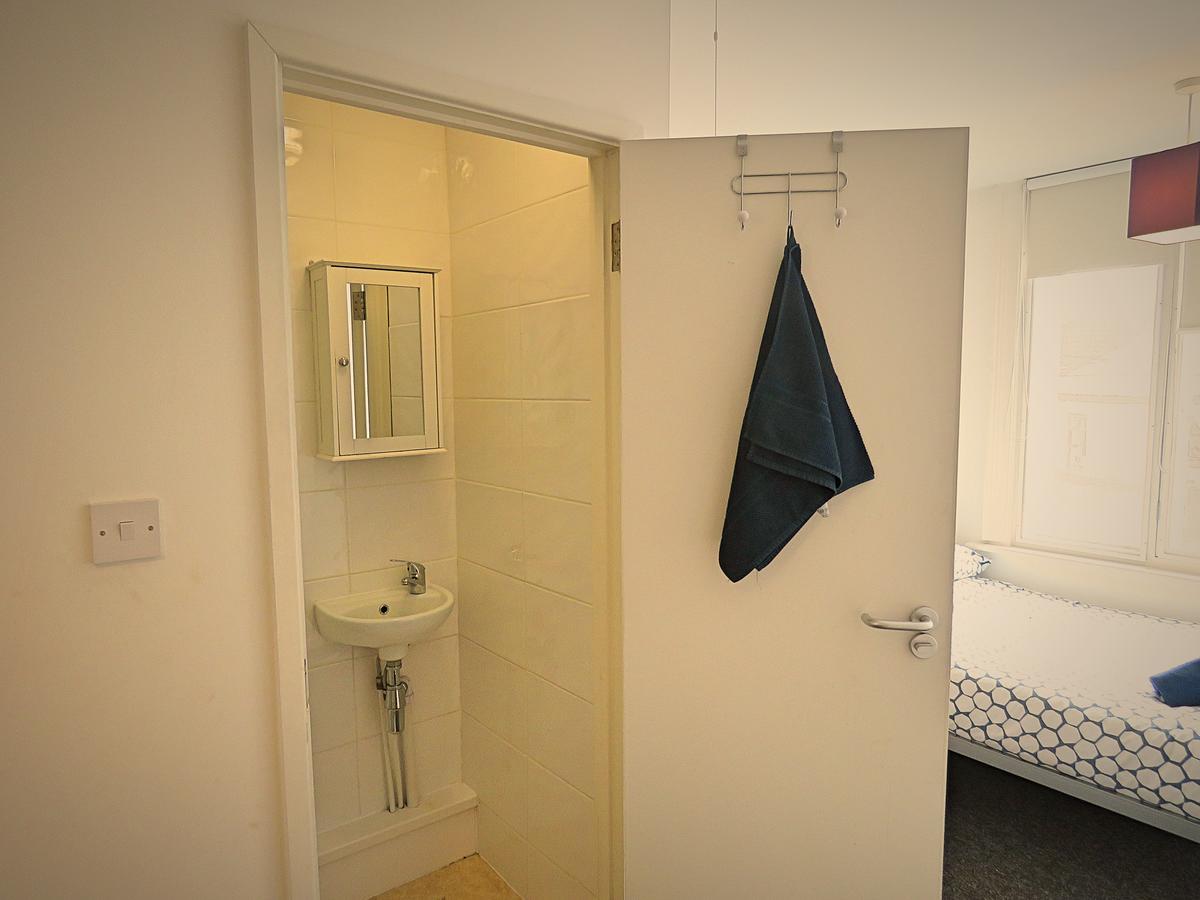 Harley Serviced Apartments - West Street 6 Bedrooms 谢菲尔德 外观 照片